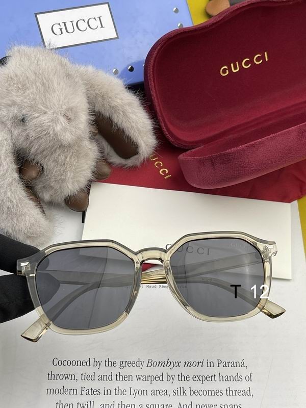 Gucci Sunglasses 425